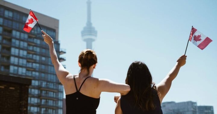 Perkembangan Teknologi adalah Fenomena yang tidak Dapat Dielakkan